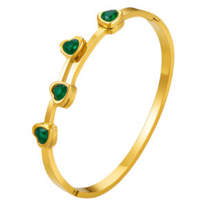 39. Narukvica EMERALD HEART (1)